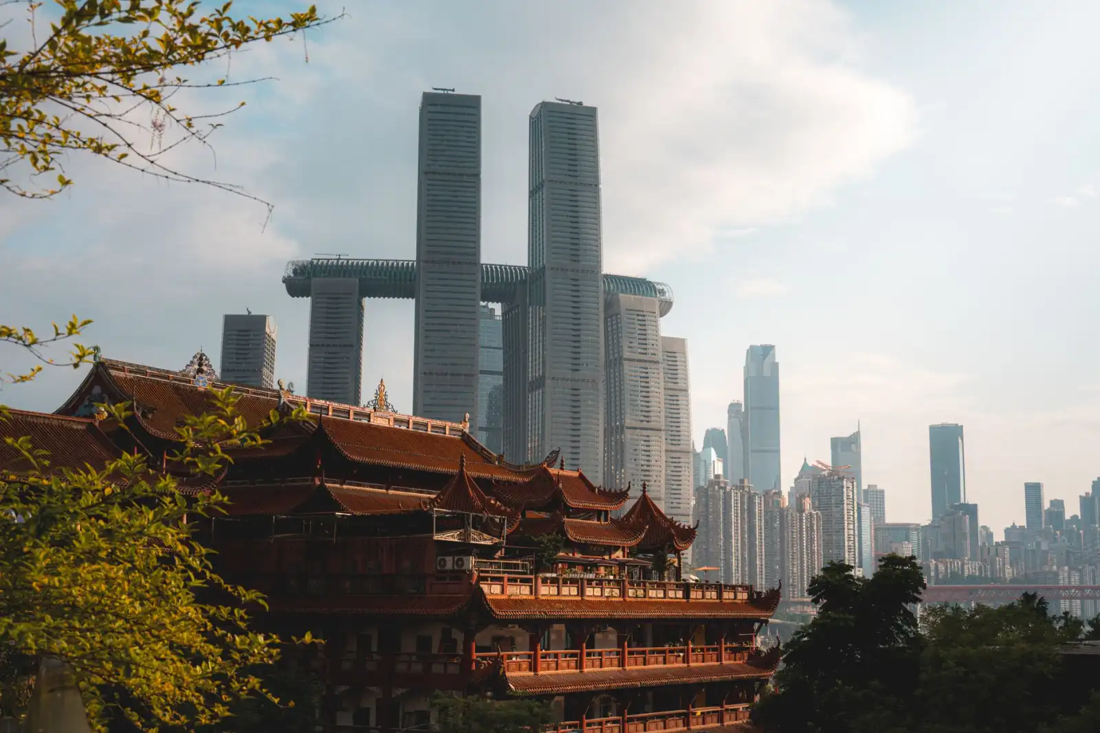出海企业智能科技服务方案对比：南京未迟与行业主流服务模式分析