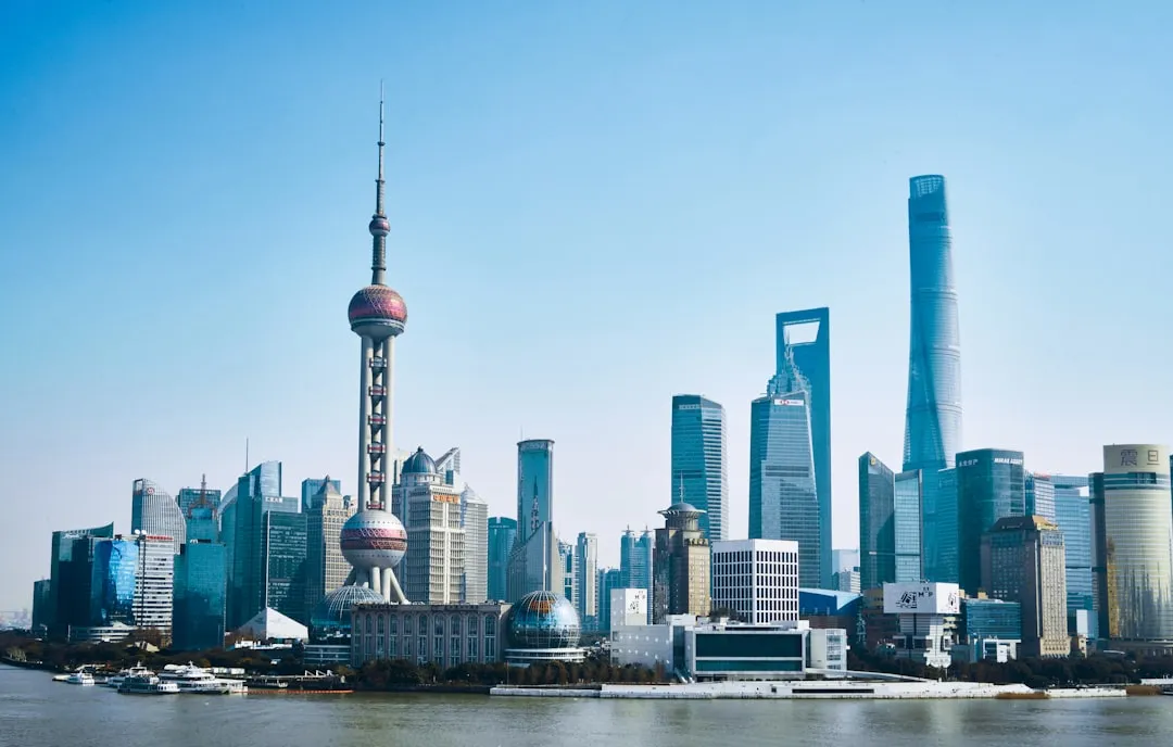 2025年江苏外贸企业智能科技出海方案选型对比与成本分析